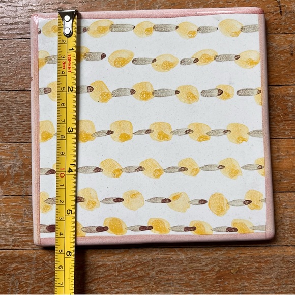 Mackenzie-Childs Victoria and Richard Ceramic Tile Trivet Decor - Picture 10 of 11